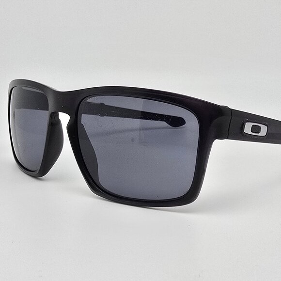 *SOLD* Oakley OO9246-01 Sliver F Matte Black Frame Grey Lens Folding Sunglasses - Picture 1 of 16